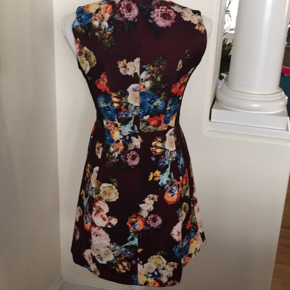 Nordstrom McGinn Floral Dress 2 NWT - Picture 3 of 5